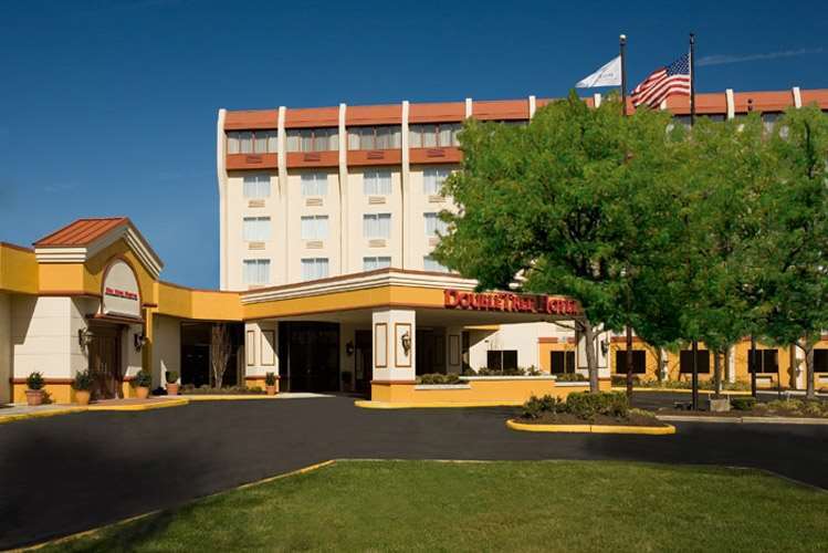 Doubletree By Hilton Принстон Екстер'єр фото
